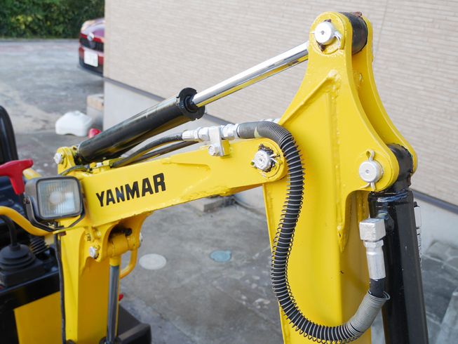 バックホー B05 Scoppy 写真６