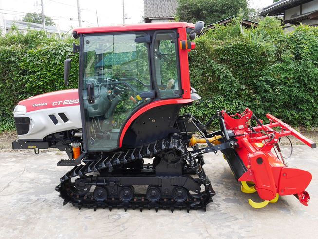 トラクター CT226 写真２