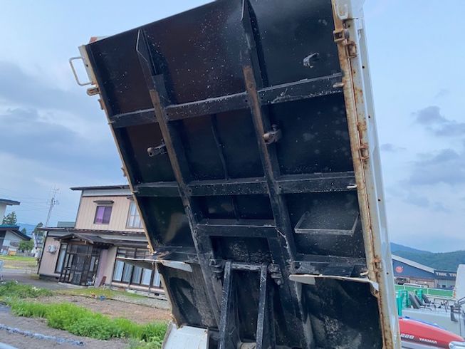 2ｔダンプ 日野　2ｔ　低床ダンプ　トラック 写真10