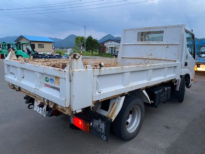 2ｔダンプ 日野　2ｔ　低床ダンプ　トラック 写真５