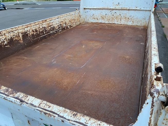 2ｔダンプ 日野　2ｔ　低床ダンプ　トラック 写真９