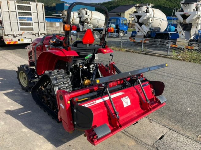 トラクター YT225 写真４