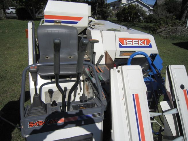 コンバイン ＨＬ９７　鹿児島 写真３