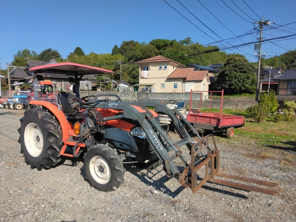 トラクター KL34RHFMANPP 写真２