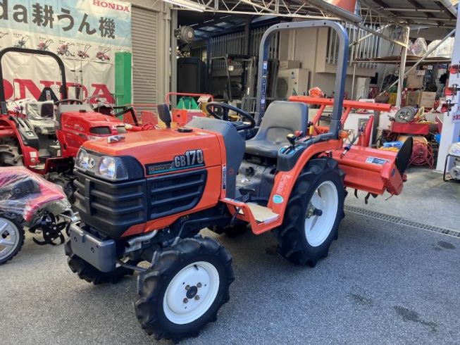 トラクター GB170MABS 写真２