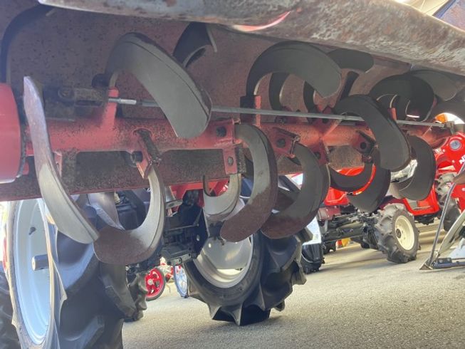 トラクター GB170MABS 写真７