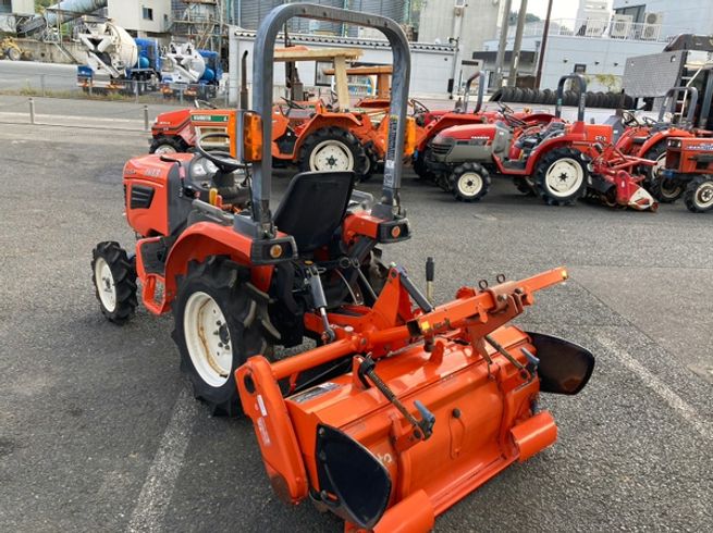 トラクター JB13 写真４