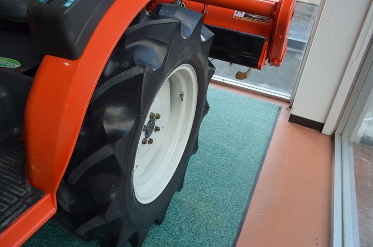 トラクター CTX20ＢＭＡＸＲＦ(クボタＧＢ２００ＢＭＡＸＲＦ三陽ｸﾞﾚｲﾀｽJR.ローダー付 写真10