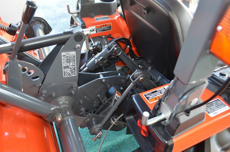 トラクター JB18XSPBSMGRF13 写真３