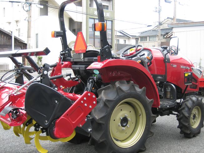 トラクター YT221XUS4 写真４