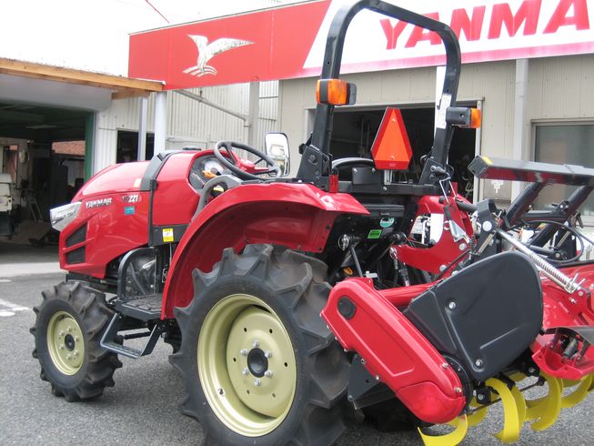 トラクター YT221XUS4 写真６