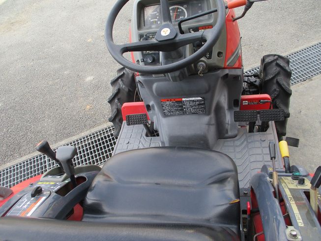 トラクター MTZ21 写真６