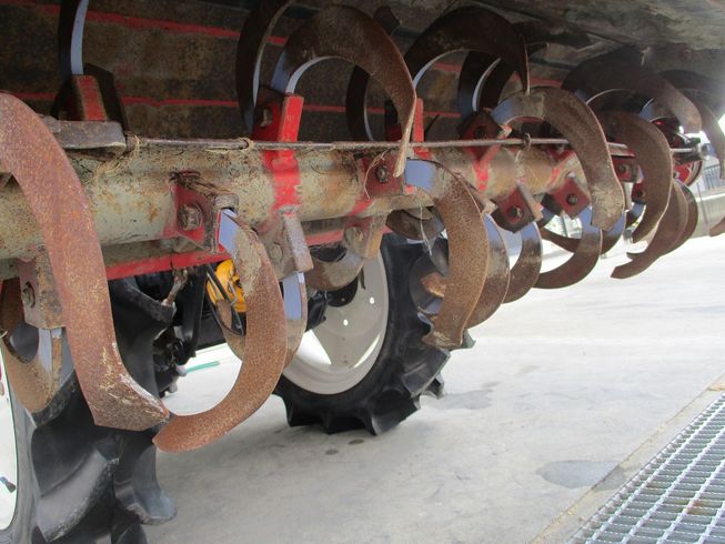 トラクター MTZ21 写真10