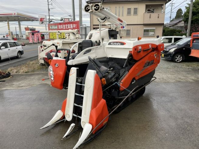 クボタ コンバイン 写真