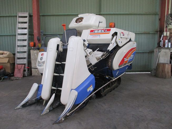 コンバイン HVB211-KWC 写真２