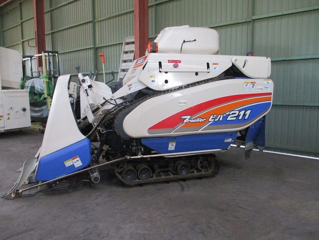 コンバイン HVB211-KWC 写真５