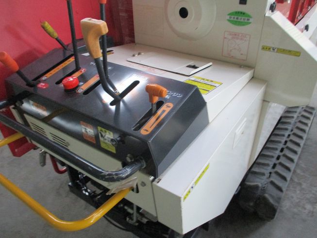 自走式大豆脱粒機  PBT1201 写真８