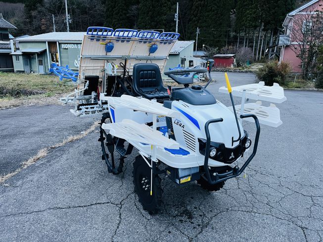 田植機 LE4A 写真２