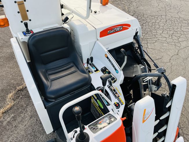 コンバイン S216 写真10