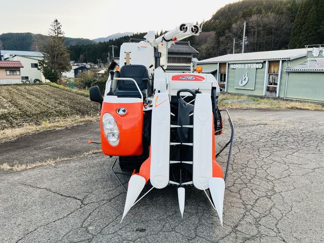 コンバイン S216 写真３