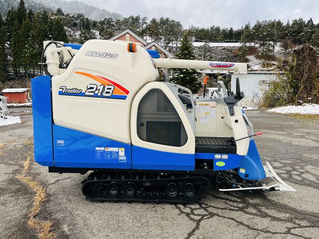 コンバイン HVF218G-ZKHWC 写真５