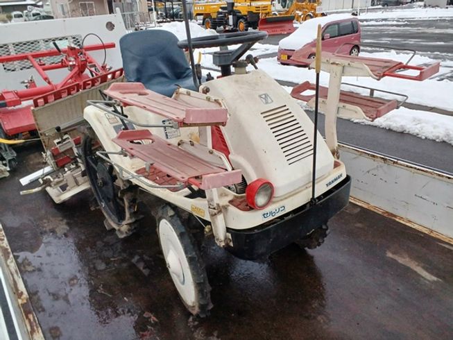 田植機 Pe-4 写真２