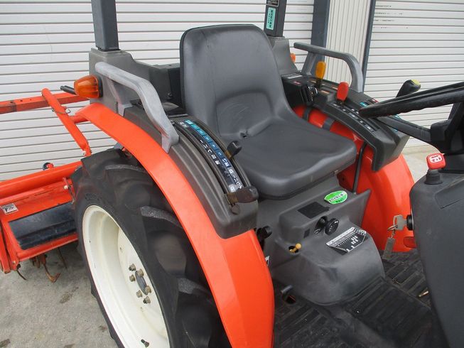 トラクター CTX18（GB180） 写真２