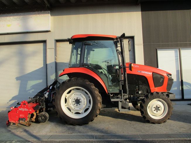 トラクター MR600 写真２