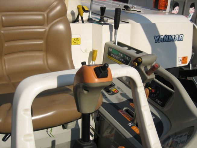 コンバイン AJ318MH 写真９