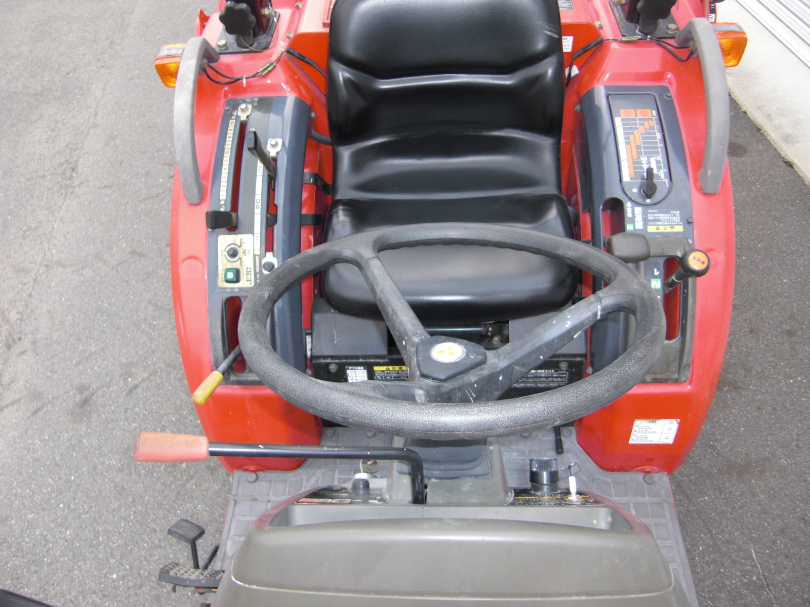 トラクター MTZ18PJS3 写真３