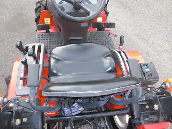 トラクター Ke50-PUS3 写真２