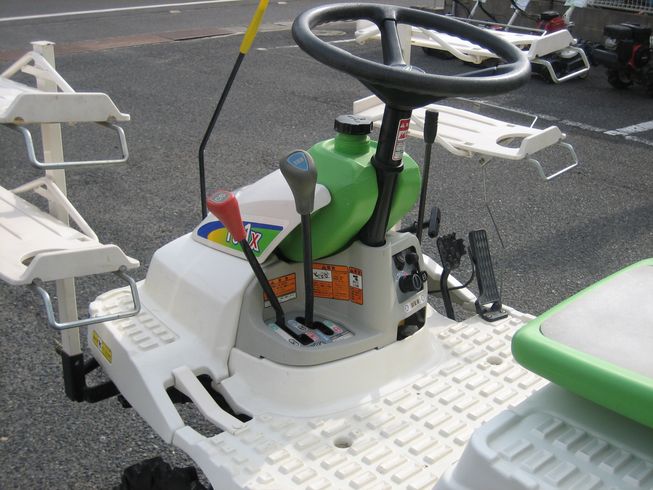 田植機 Pe-1X 写真８