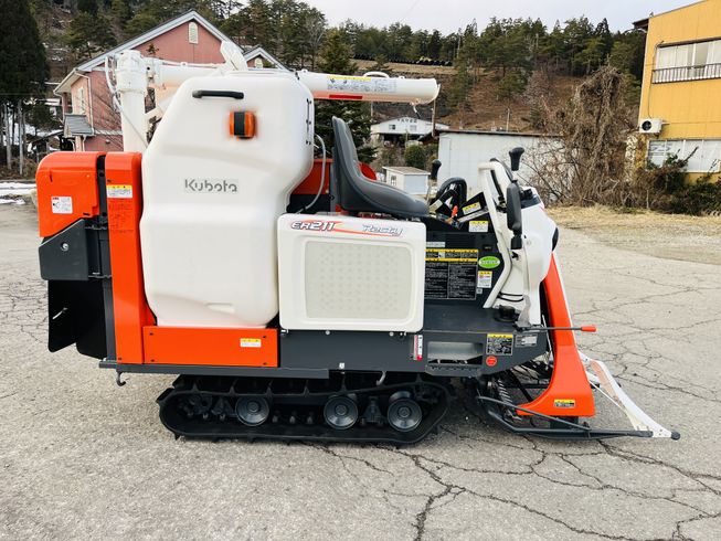 コンバイン ER211 写真５