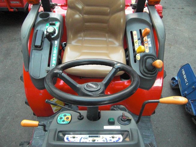 トラクター EF120VUS4 写真２