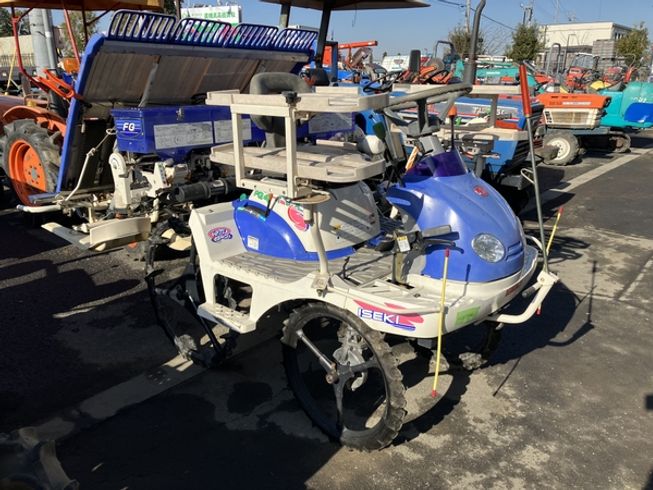 田植機 PQ4-DUF 写真２