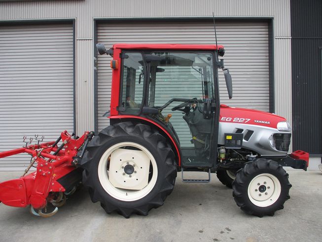 トラクター EG227 写真２