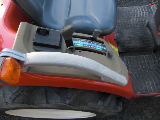 トラクター AF120VPUS4 写真５