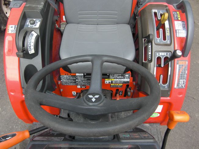 トラクター GS231M4 写真２