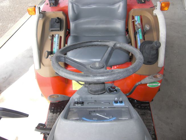 トラクター AF120VPUKS5 写真３