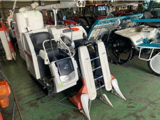 コンバイン AR216 写真２