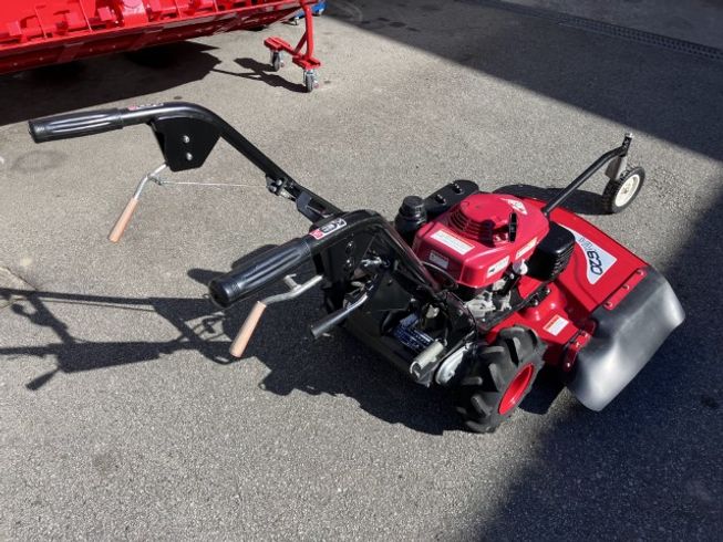 草刈機 VM620 写真３