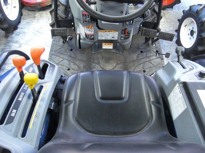 トラクター RTS22-QA4VD　現行機 写真４