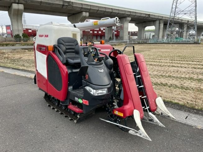 コンバイン YH217 写真２