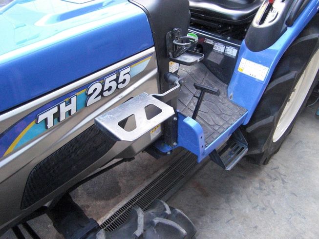 トラクター TH255-B A15VB 写真９