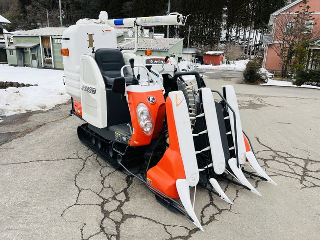 コンバイン ARN317-GLW 写真２