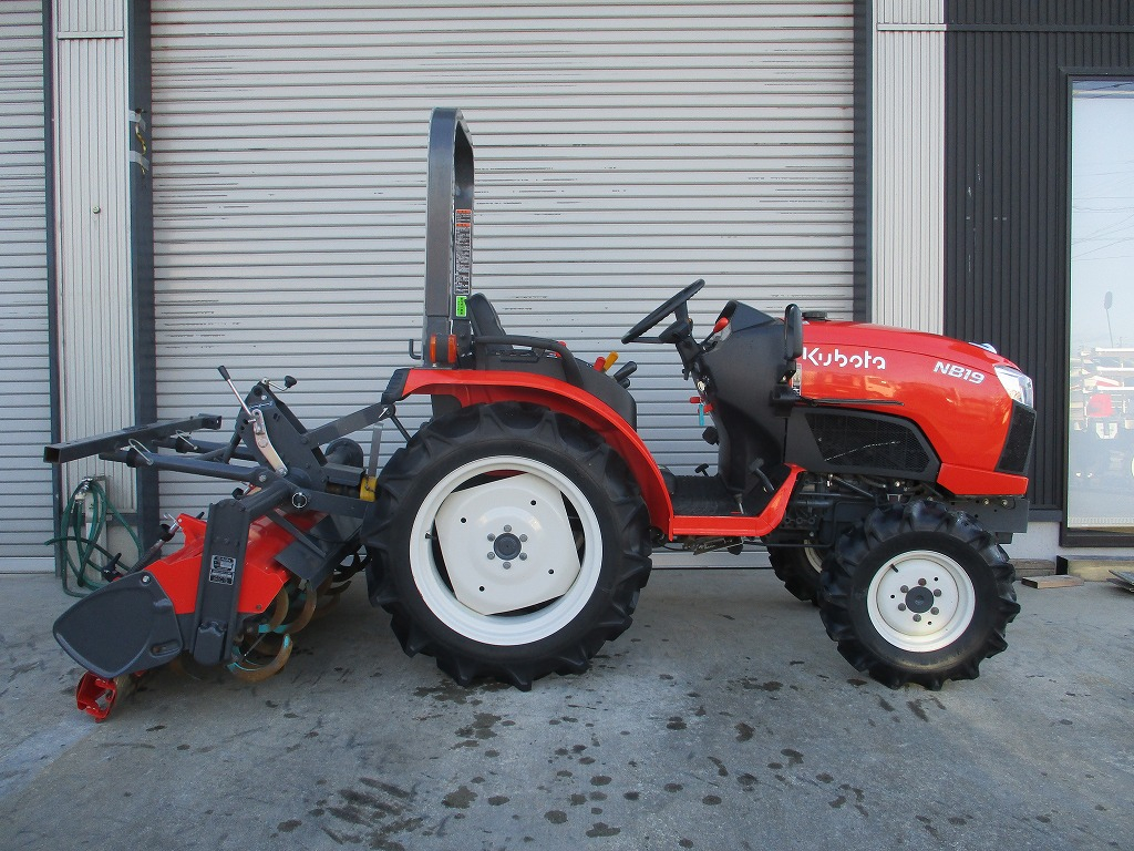 トラクター NB19-MA 写真３