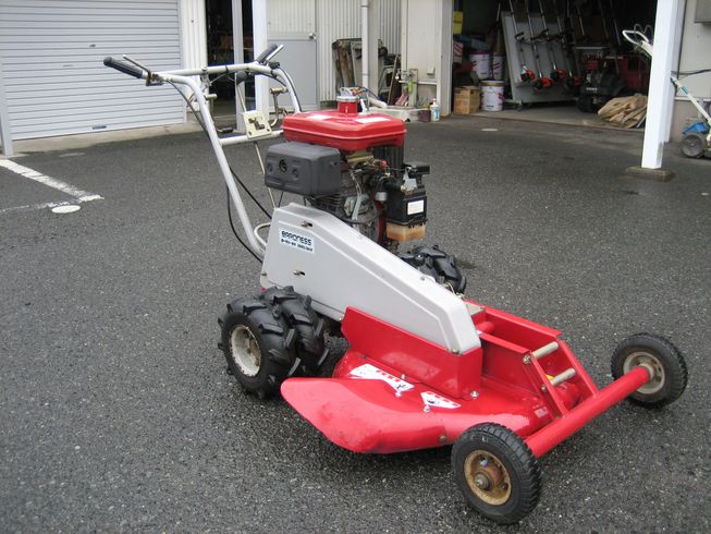 草刈機 GM65AWR 写真３