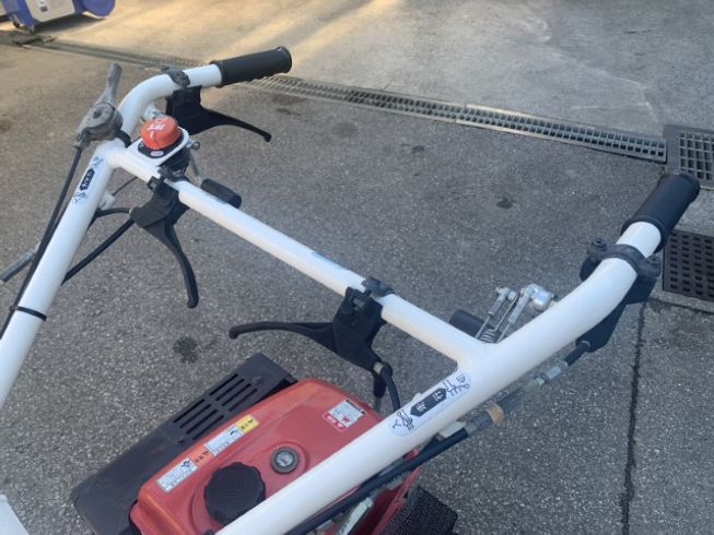 草刈機 HR662 写真４