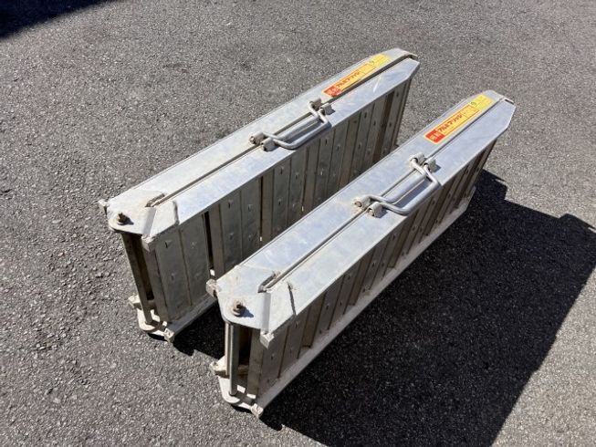 昭和ブリッジ アルミブリッジ 写真