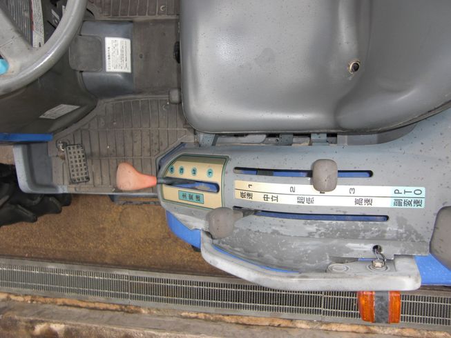 トラクター TH26Q+CBX1510 写真５